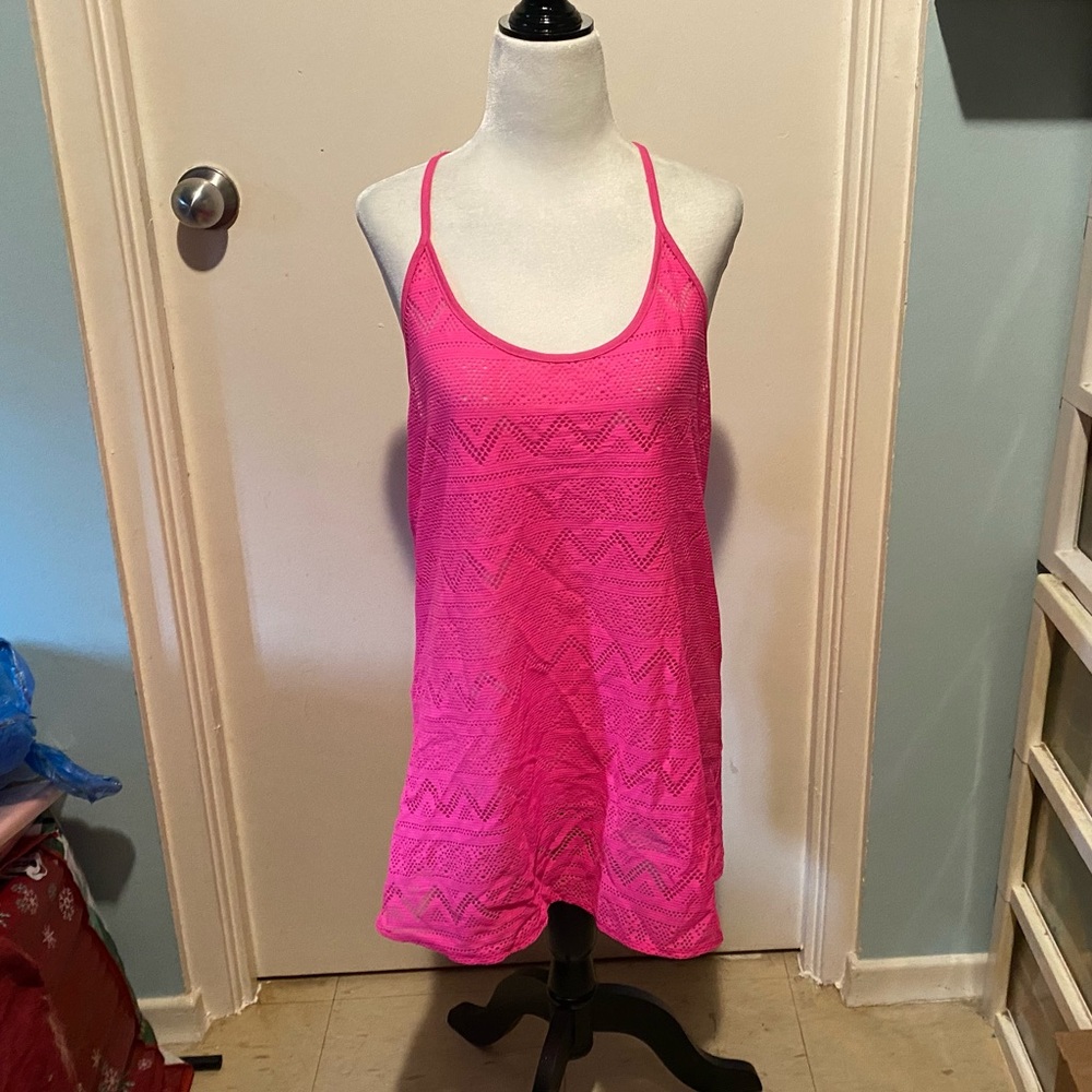 PINK VICtORIA SECRET NEON PINK TANK TOP/SWIMSUIT COVER UP